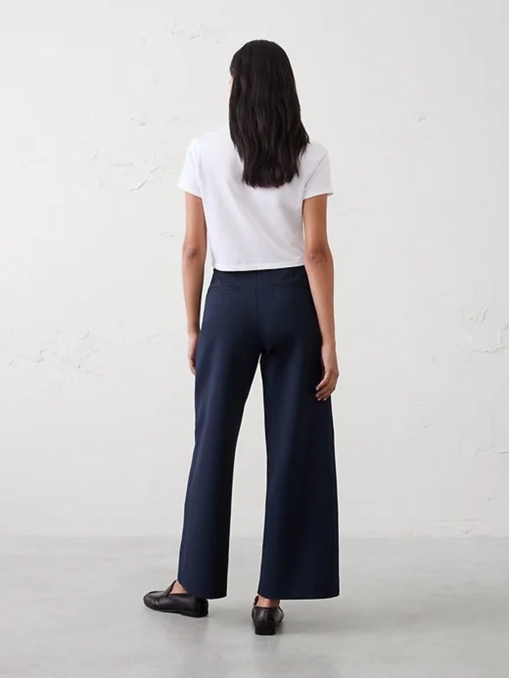 Banana Republic Navy Wide-Leg Stretch Pant, Classic High-Rise Trousers
- - Picture 2 of 3